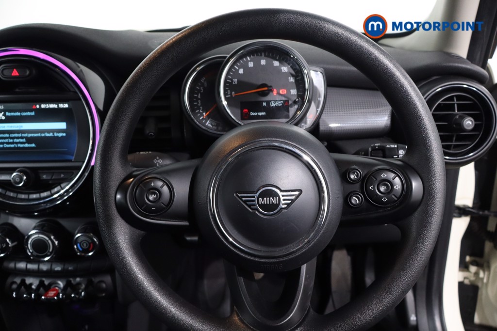 Mini Hatchback Cooper Classic Manual Petrol Hatchback - Stock Number (1635964) - 6th supplementary image