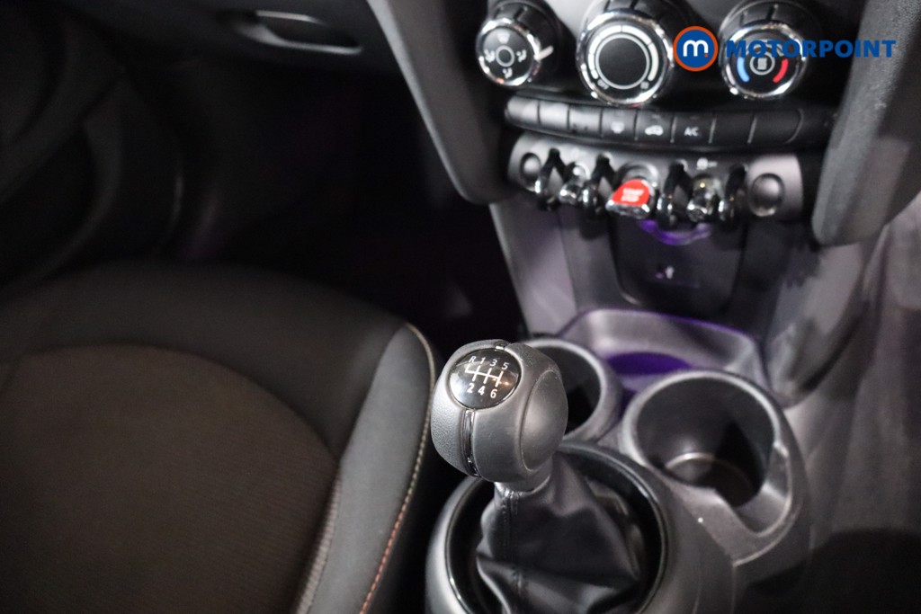 Mini Hatchback Cooper Classic Manual Petrol Hatchback - Stock Number (1635964) - 21st supplementary image