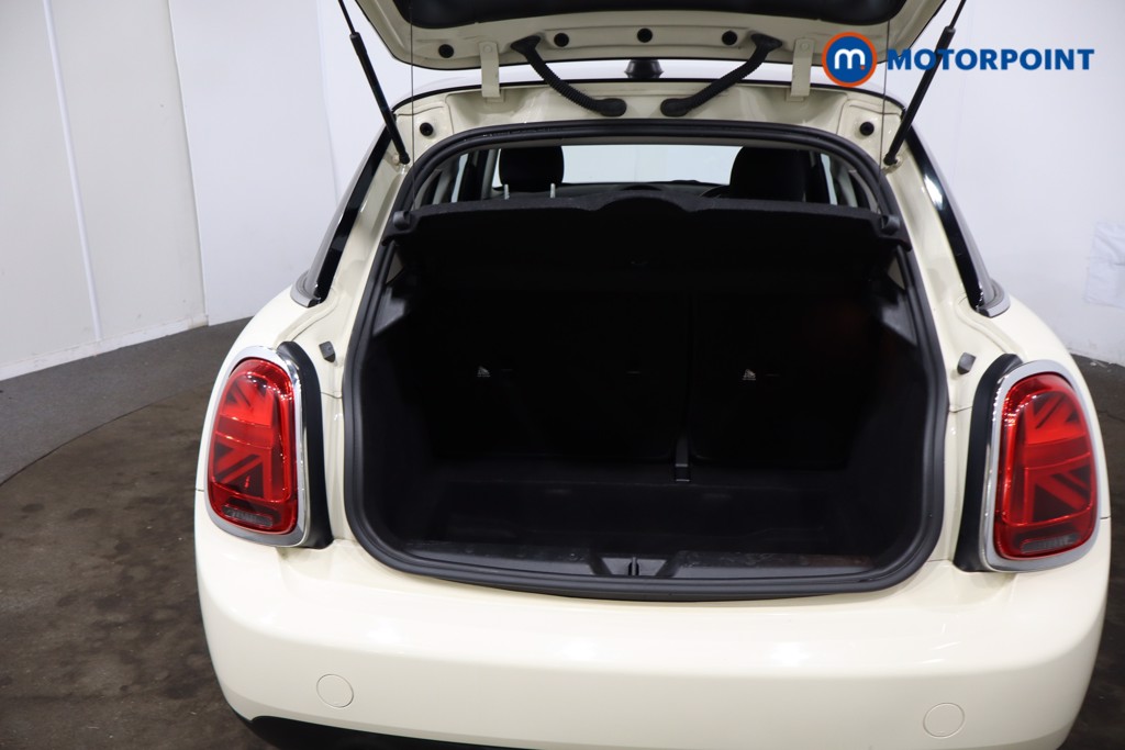Mini Hatchback Cooper Classic Manual Petrol Hatchback - Stock Number (1635964) - 36th supplementary image