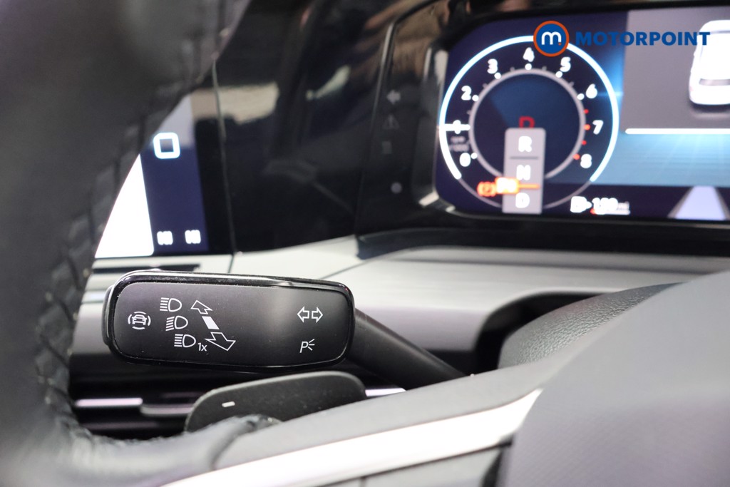 Volkswagen Golf Style Automatic Petrol Hatchback - Stock Number (1635976) - 5th supplementary image