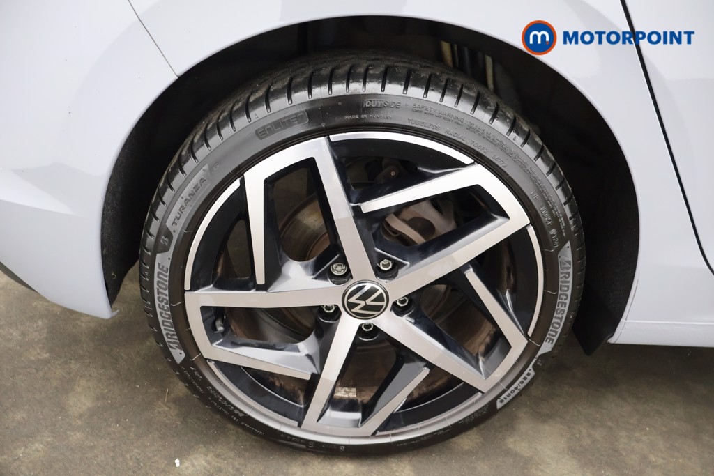 Volkswagen Golf Style Automatic Petrol Hatchback - Stock Number (1635976) - 20th supplementary image