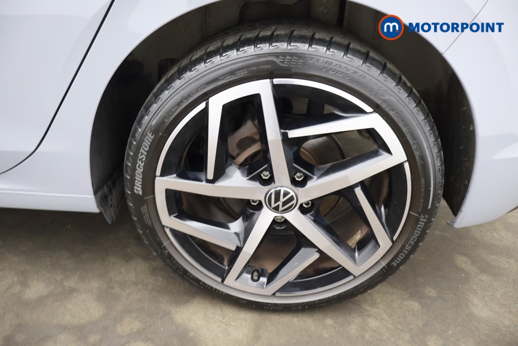 Volkswagen Golf Style Automatic Petrol Hatchback - Stock Number (1635976) - 23rd supplementary image