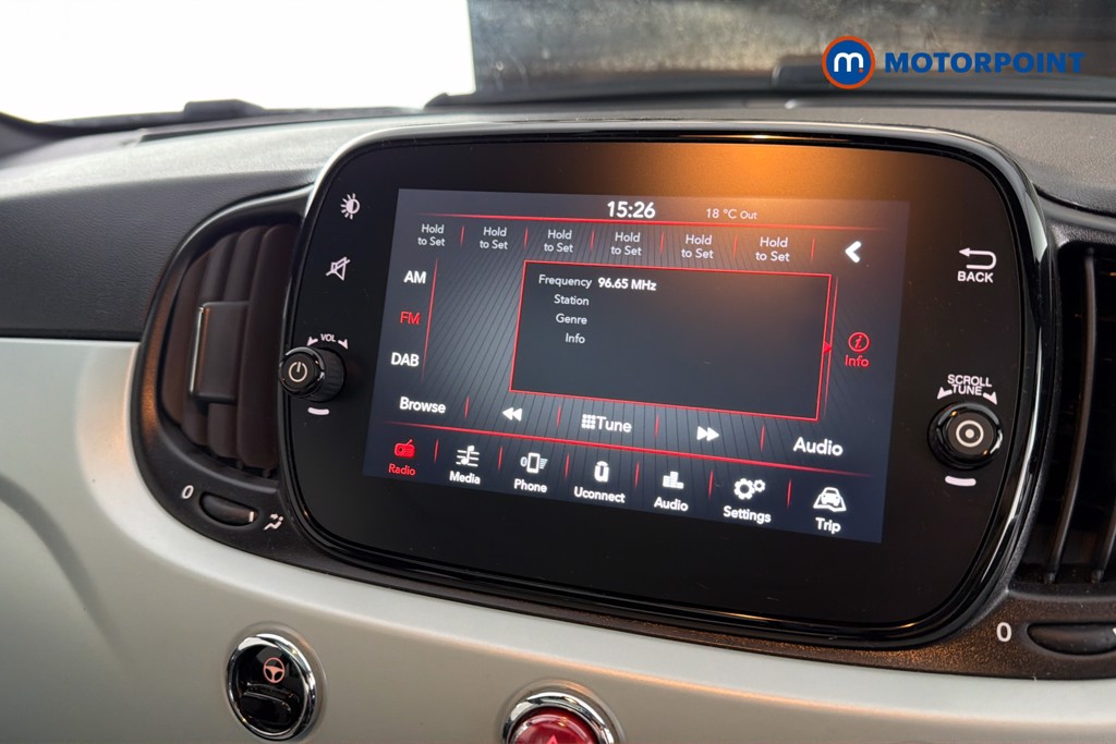 Fiat 500 Dolcevita Manual Petrol Hatchback - Stock Number (1636350) - 9th supplementary image