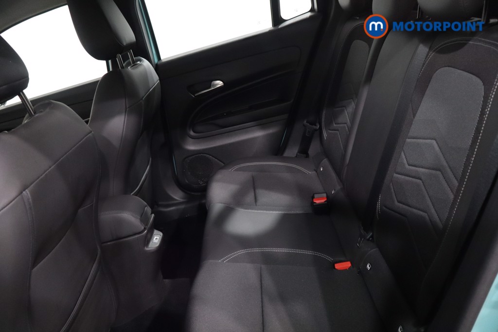 Jeep Avenger Altitude Manual Petrol SUV - Stock Number (1636353) - 5th supplementary image