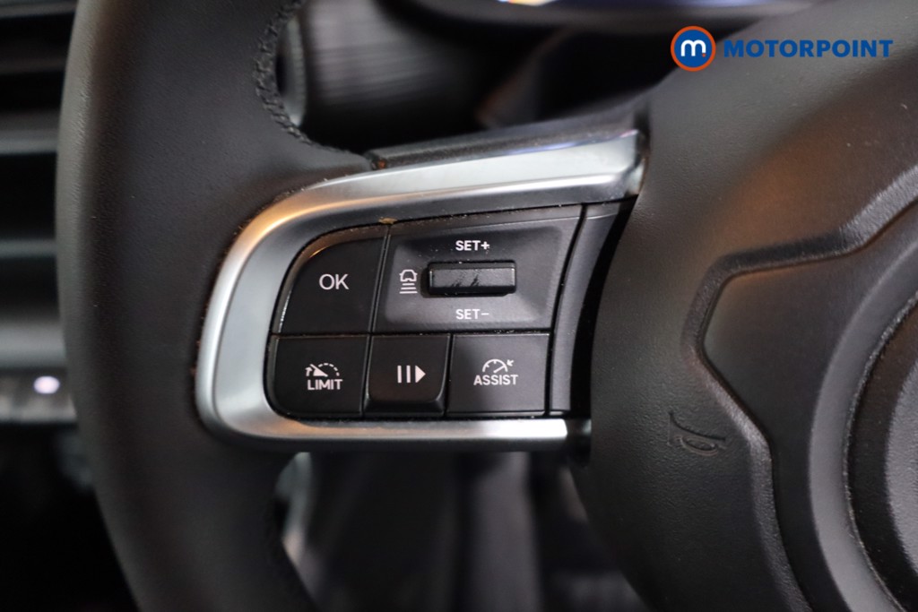 Jeep Avenger Altitude Manual Petrol SUV - Stock Number (1636353) - 7th supplementary image