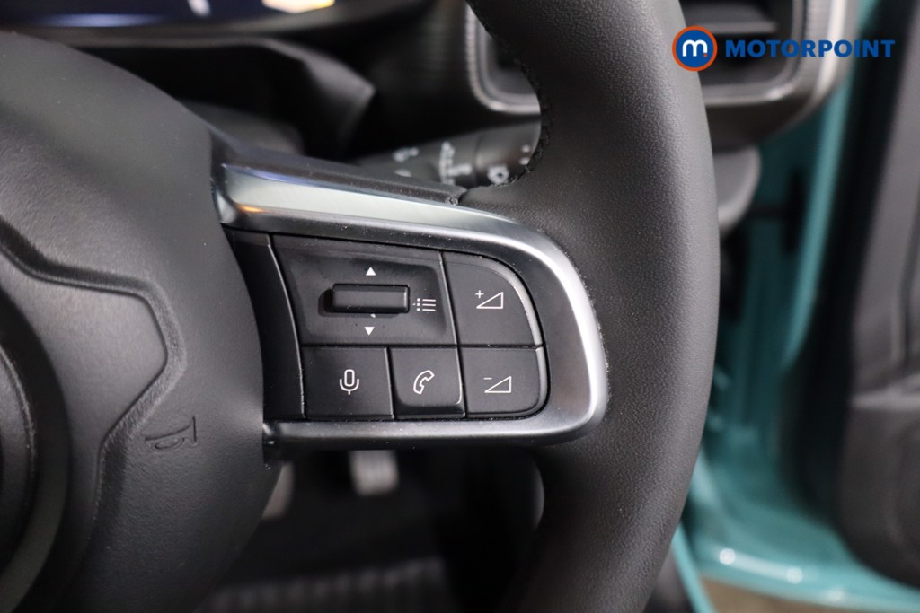 Jeep Avenger Altitude Manual Petrol SUV - Stock Number (1636353) - 8th supplementary image