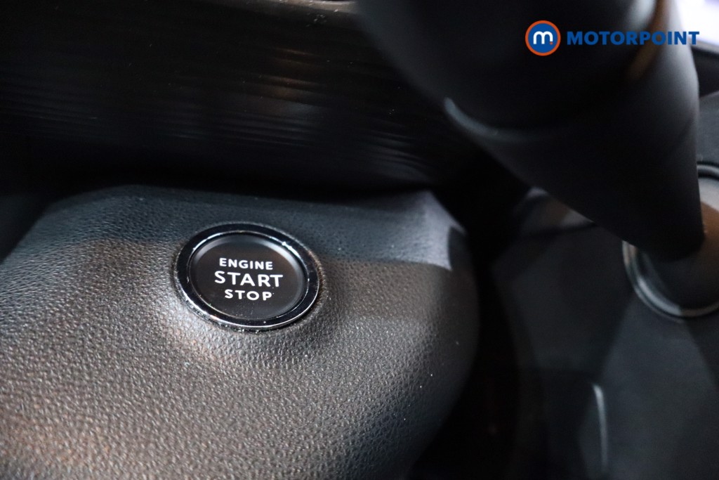 Jeep Avenger Altitude Manual Petrol SUV - Stock Number (1636353) - 18th supplementary image