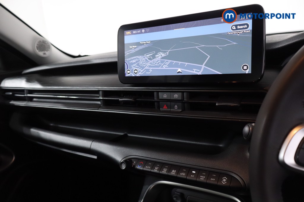 Jeep Avenger Altitude Manual Petrol SUV - Stock Number (1636353) - 19th supplementary image