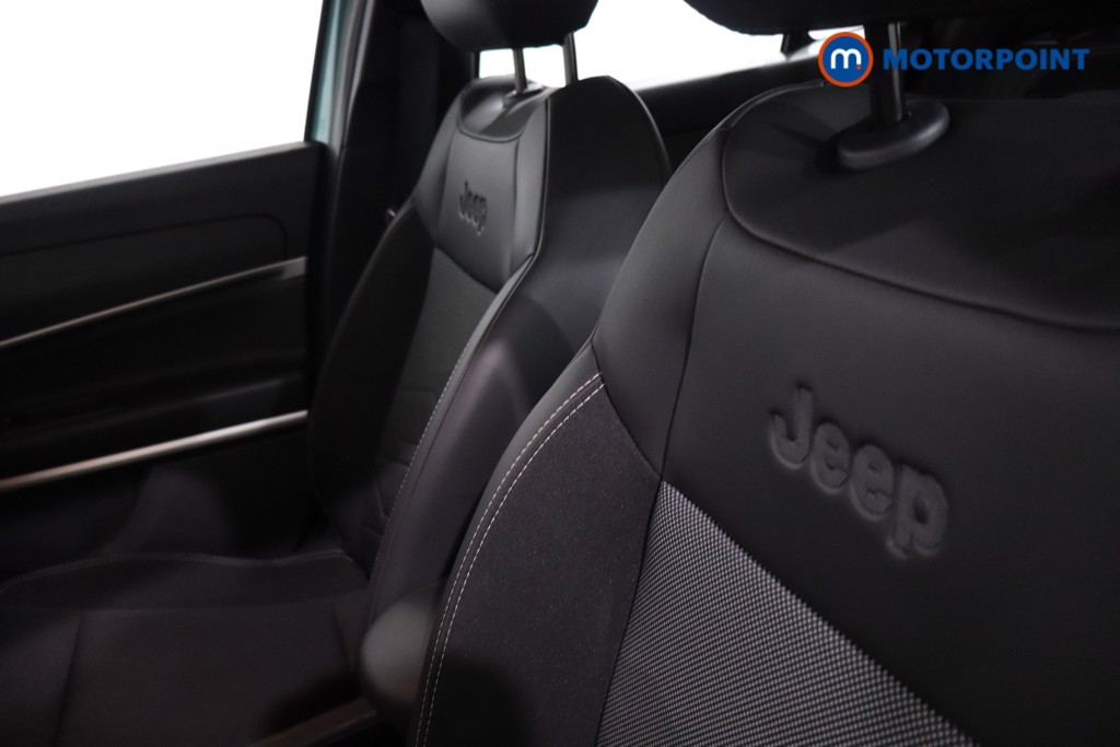 Jeep Avenger Altitude Manual Petrol SUV - Stock Number (1636353) - 27th supplementary image