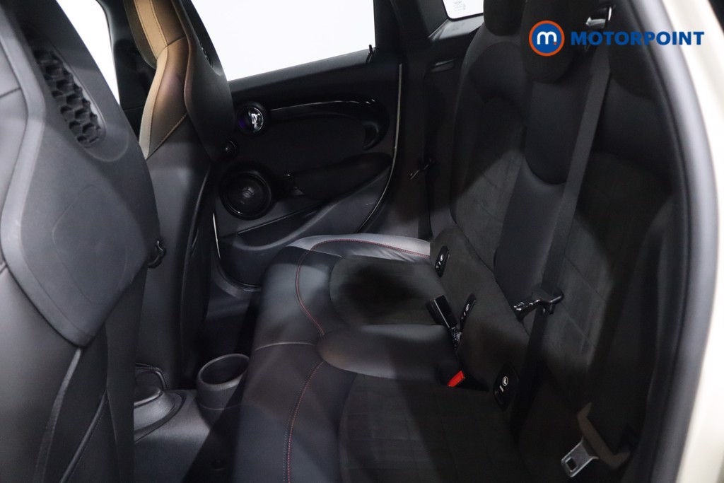 Mini Hatchback Cooper S Sport Automatic Petrol Hatchback - Stock Number (1636458) - 5th supplementary image