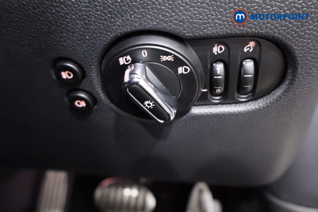 Mini Hatchback Cooper S Sport Automatic Petrol Hatchback - Stock Number (1636458) - 18th supplementary image