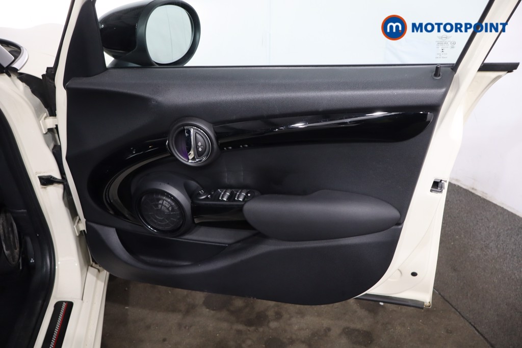 Mini Hatchback Cooper S Sport Automatic Petrol Hatchback - Stock Number (1636458) - 26th supplementary image