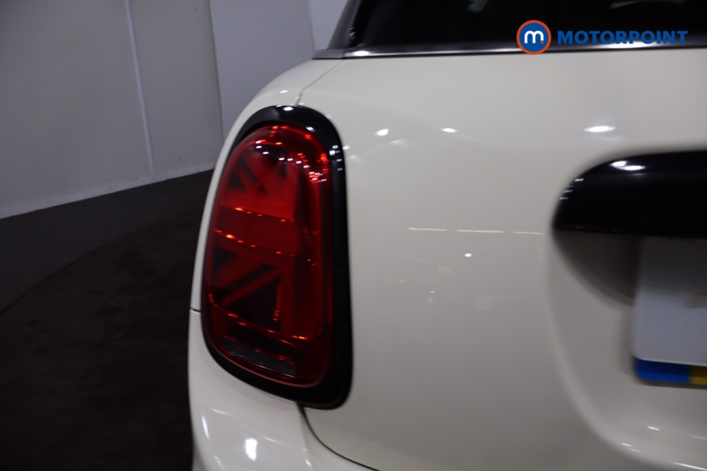 Mini Hatchback Cooper S Sport Automatic Petrol Hatchback - Stock Number (1636458) - 39th supplementary image