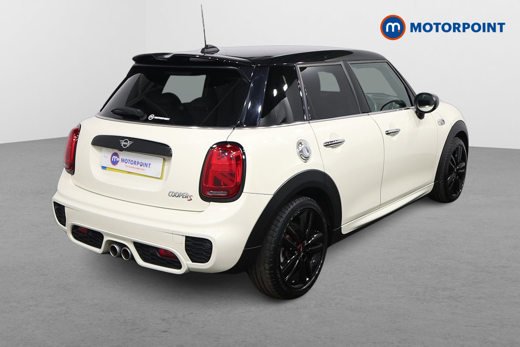 Mini Hatchback Cooper S Sport Automatic Petrol Hatchback - Stock Number (1636458) - Drivers side rear corner
