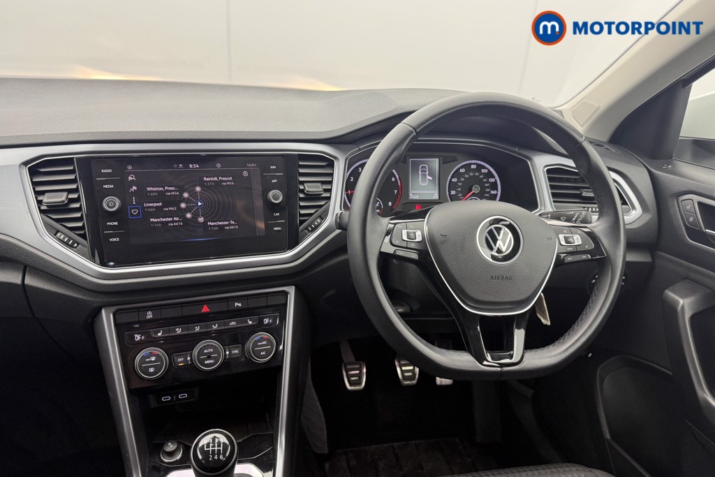 Volkswagen T-Roc Active Manual Petrol SUV - Stock Number (1609137) - 2nd supplementary image