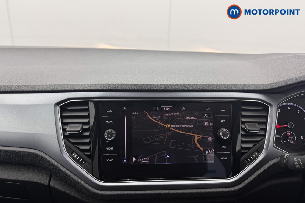 Volkswagen T-Roc Active Manual Petrol SUV - Stock Number (1609137) - 3rd supplementary image