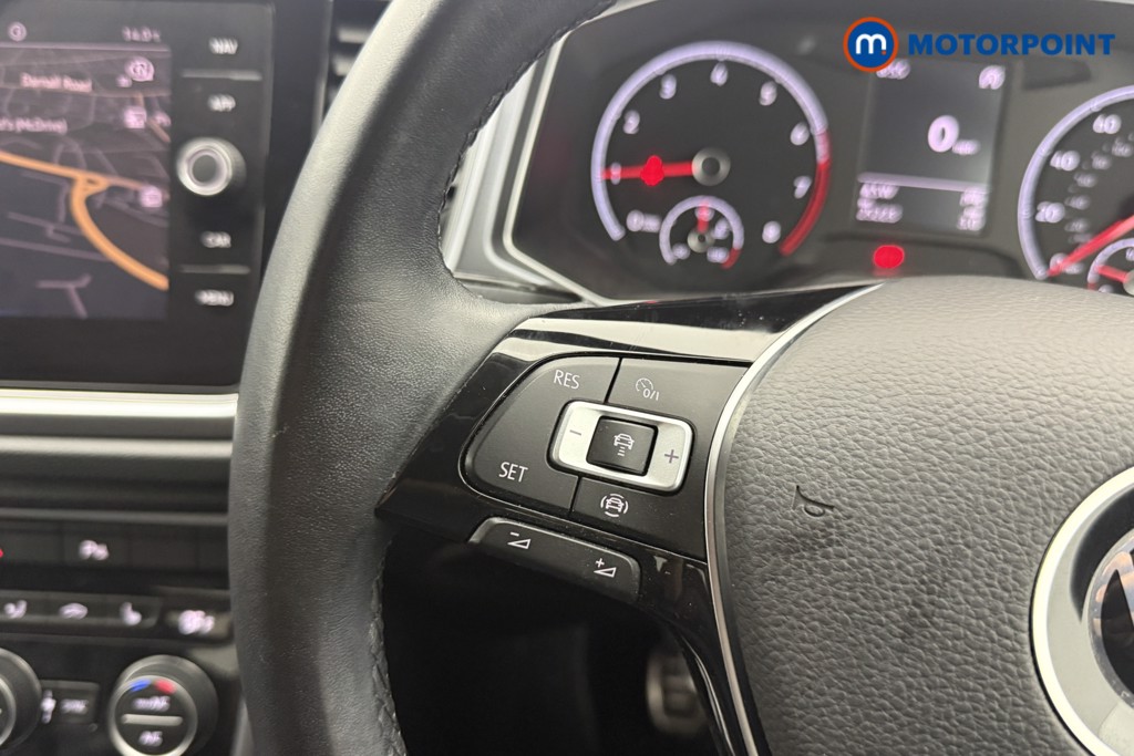 Volkswagen T-Roc Active Manual Petrol SUV - Stock Number (1609137) - 8th supplementary image