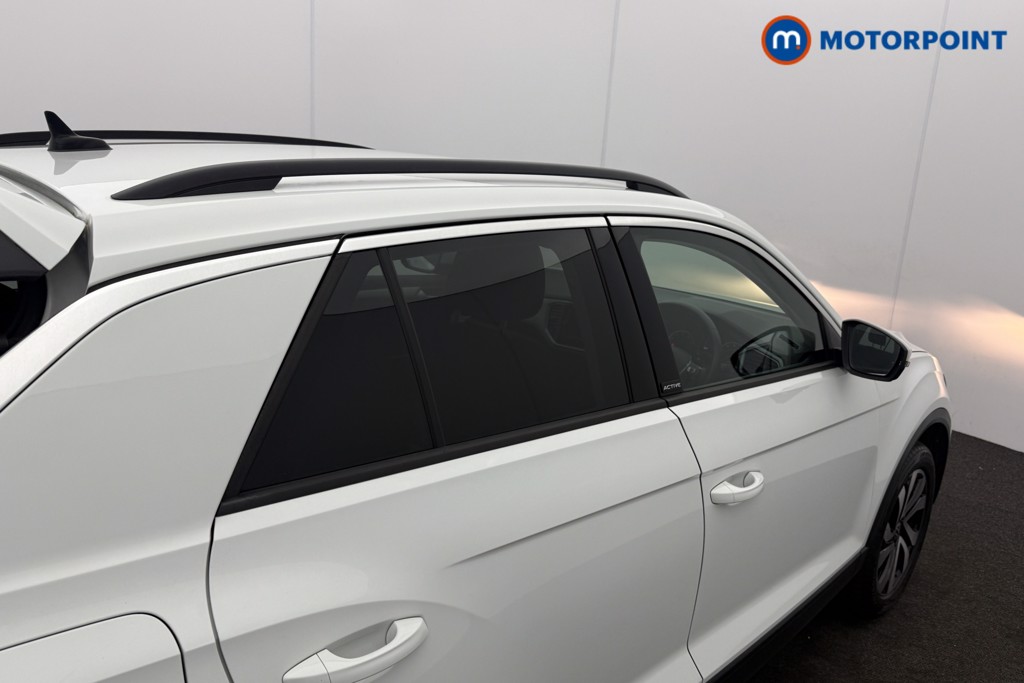 Volkswagen T-Roc Active Manual Petrol SUV - Stock Number (1609137) - 29th supplementary image