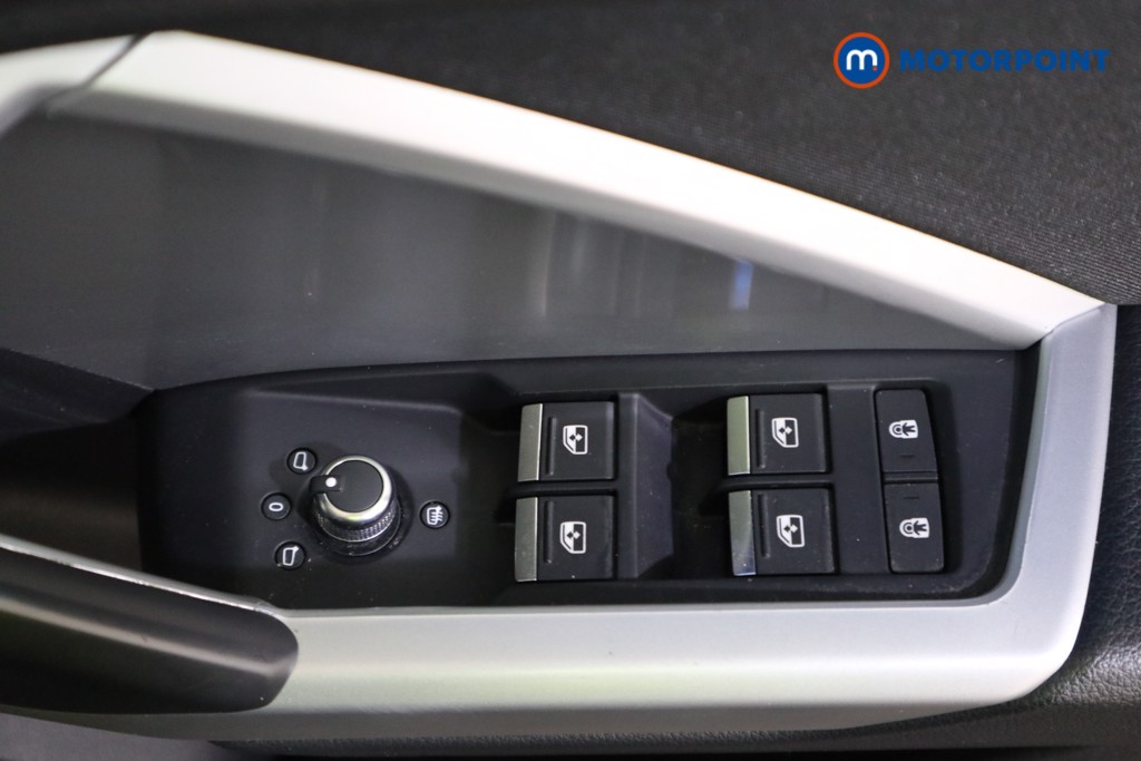 Audi Q3 Sport Automatic Petrol SUV - Stock Number (1619768) - 15th supplementary image