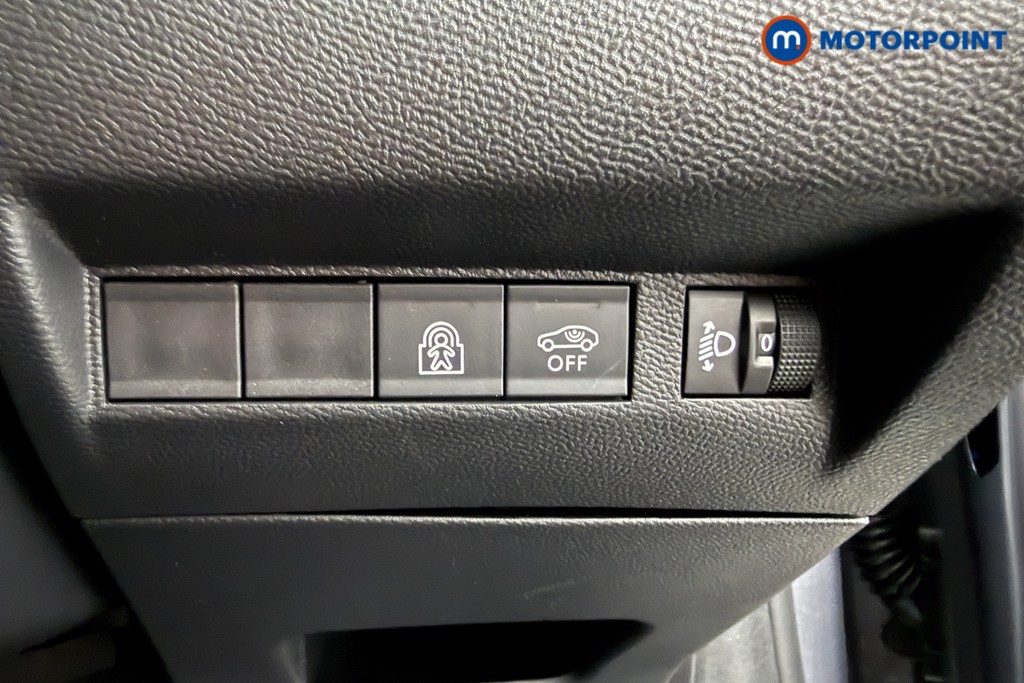 Peugeot 208 Allure Manual Petrol Hatchback - Stock Number (1624792) - 5th supplementary image