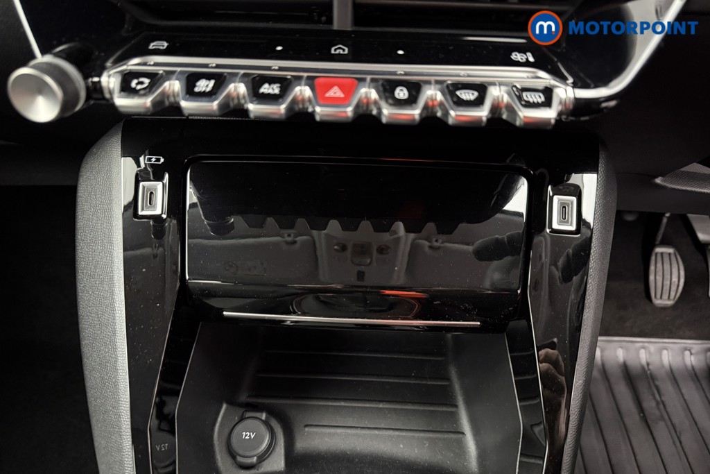 Peugeot 208 Allure Manual Petrol Hatchback - Stock Number (1624792) - 9th supplementary image