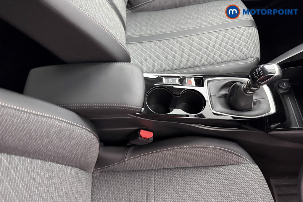 Peugeot 208 Allure Manual Petrol Hatchback - Stock Number (1624792) - 12th supplementary image