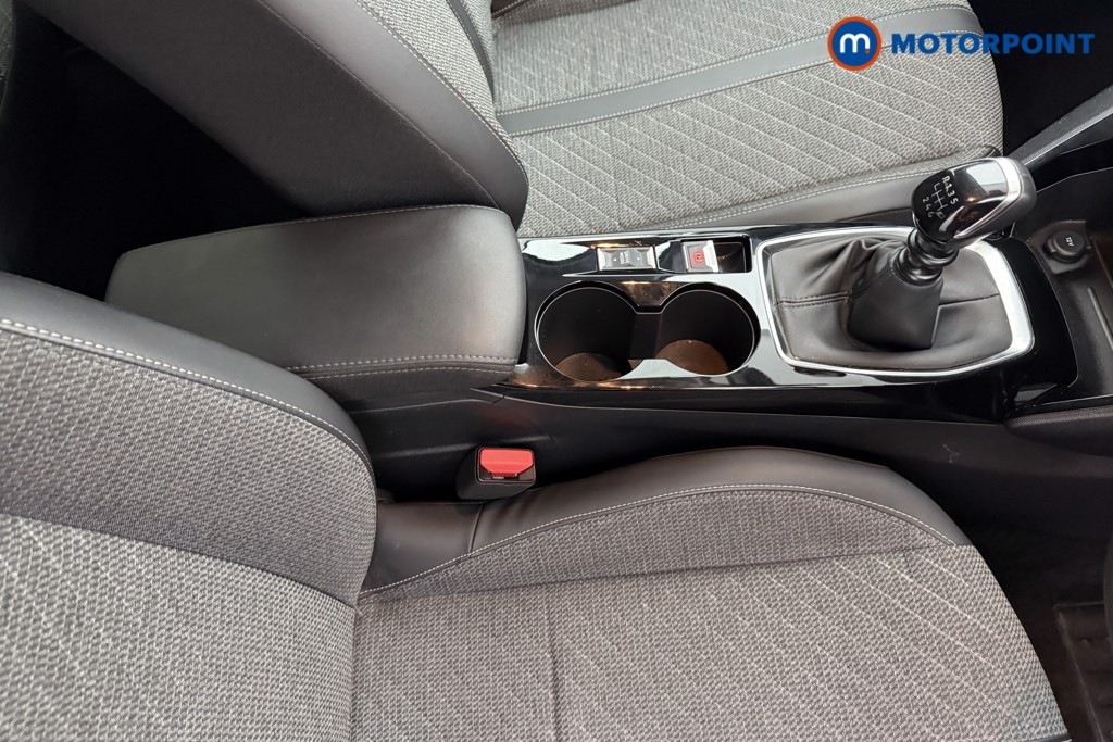 Peugeot 208 Allure Manual Petrol Hatchback - Stock Number (1624929) - 14th supplementary image