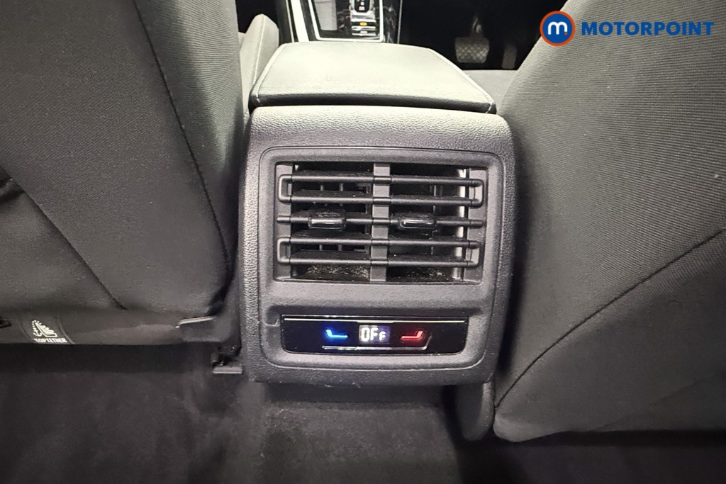 Volkswagen Golf Style Automatic Petrol Plug-In Hybrid Hatchback - Stock Number (1627324) - 21st supplementary image