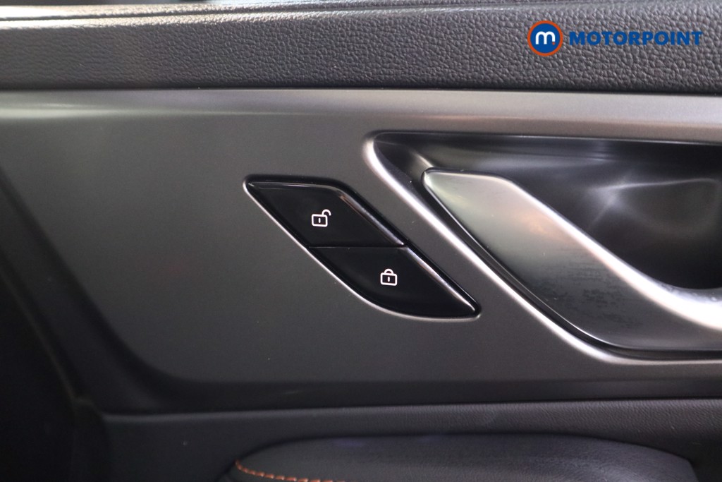 Mg Motor Uk HS Trophy Automatic Petrol Plug-In Hybrid SUV - Stock Number (1627669) - 13th supplementary image