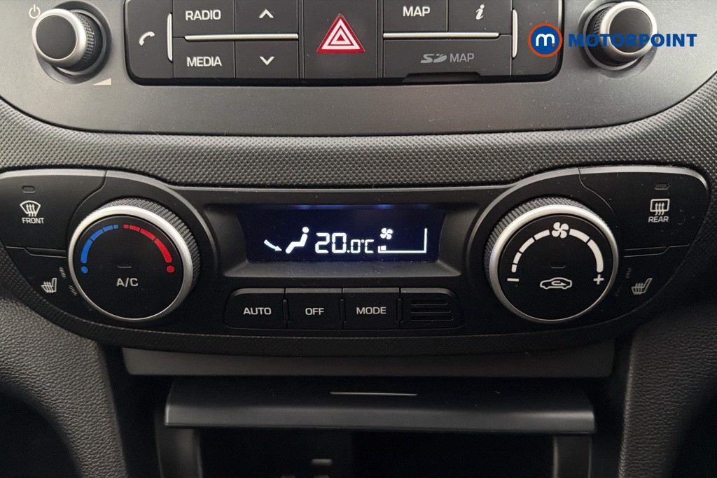 Hyundai I10 Premium Se Manual Petrol Hatchback - Stock Number (1627692) - 12th supplementary image