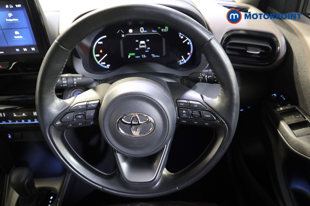 Toyota Yaris Cross Excel Automatic Petrol-Electric Hybrid Estate - Stock Number (1628861) - 2nd supplementary image