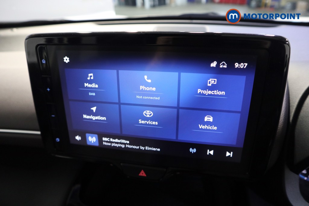 Toyota Yaris Cross Excel Automatic Petrol-Electric Hybrid Estate - Stock Number (1628861) - 6th supplementary image
