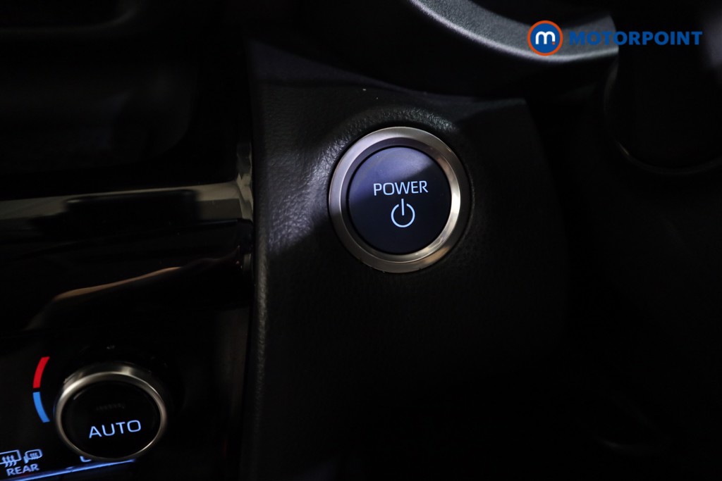Toyota Yaris Cross Excel Automatic Petrol-Electric Hybrid Estate - Stock Number (1628861) - 7th supplementary image