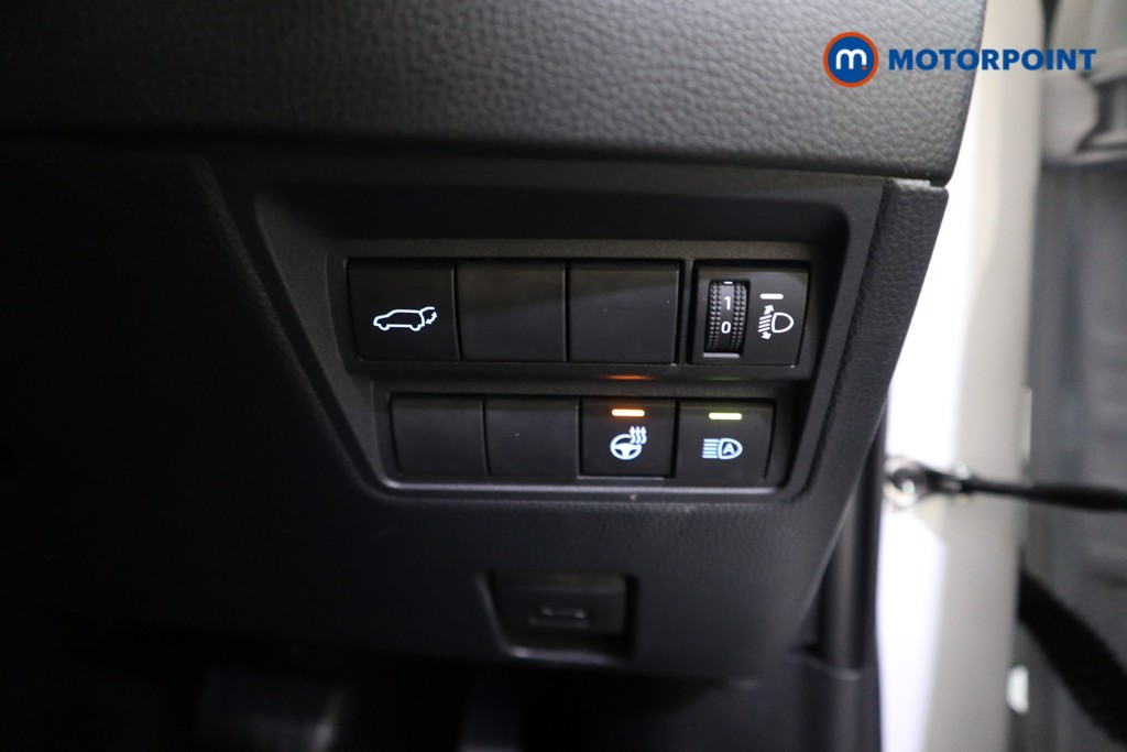 Toyota Yaris Cross Excel Automatic Petrol-Electric Hybrid Estate - Stock Number (1628861) - 13th supplementary image