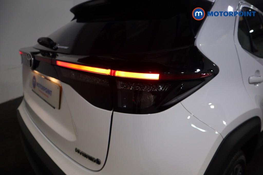Toyota Yaris Cross Excel Automatic Petrol-Electric Hybrid Estate - Stock Number (1628861) - 31st supplementary image