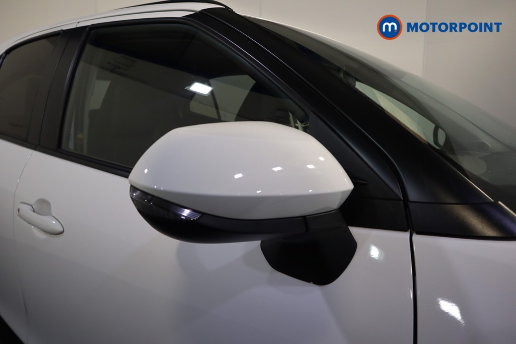 Toyota Yaris Cross Excel Automatic Petrol-Electric Hybrid Estate - Stock Number (1628861) - 35th supplementary image