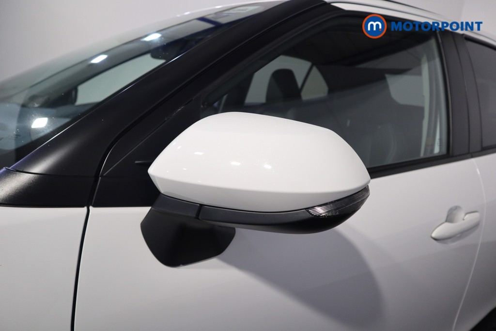 Toyota Yaris Cross Excel Automatic Petrol-Electric Hybrid Estate - Stock Number (1628861) - 36th supplementary image