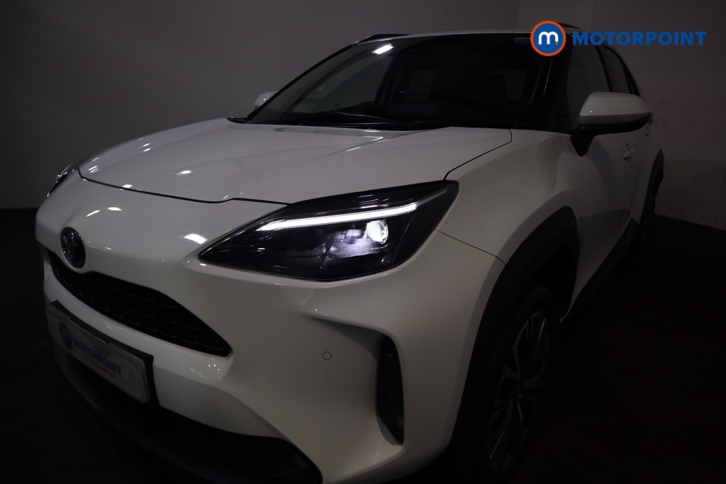 Toyota Yaris Cross Excel Automatic Petrol-Electric Hybrid Estate - Stock Number (1628861) - 38th supplementary image