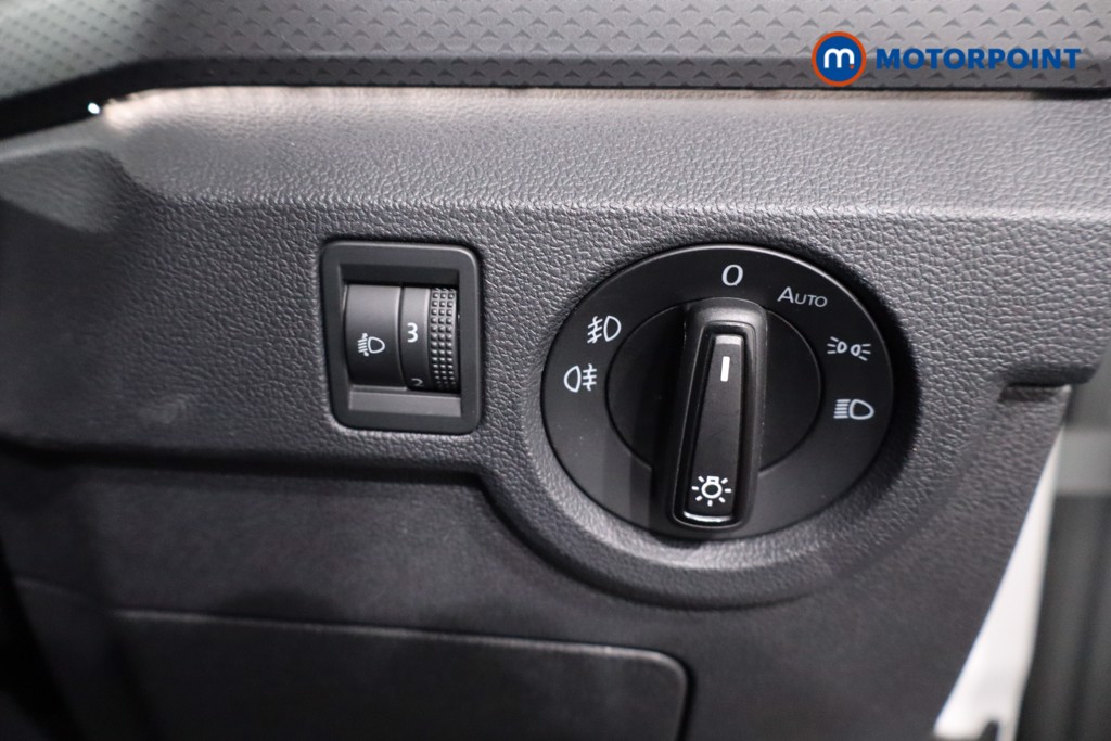 Volkswagen T-Cross Active Automatic Petrol SUV - Stock Number (1629138) - 17th supplementary image