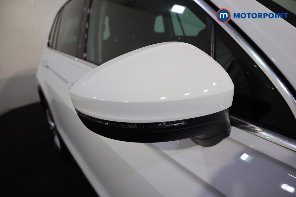 Volkswagen Tiguan Match Automatic Petrol SUV - Stock Number (1629387) - 32nd supplementary image