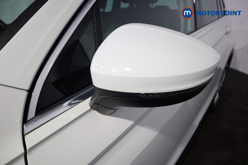 Volkswagen Tiguan Match Automatic Petrol SUV - Stock Number (1629387) - 33rd supplementary image