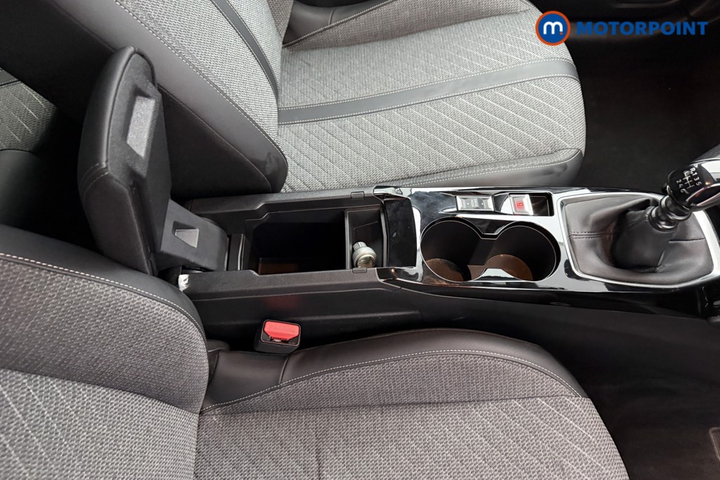 Peugeot 208 Allure Manual Petrol Hatchback - Stock Number (1630097) - 12th supplementary image