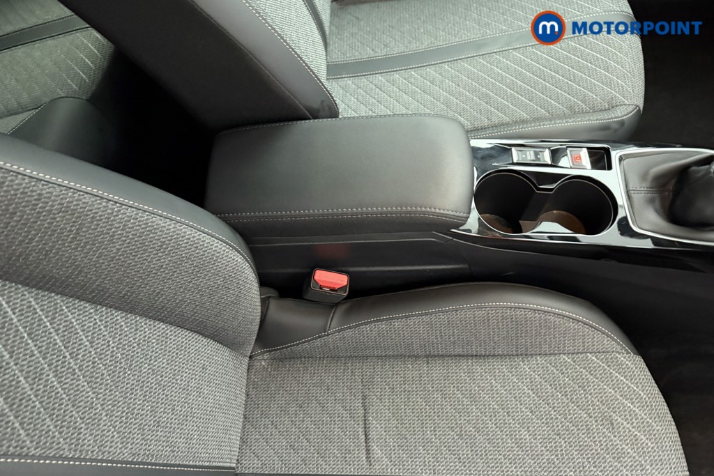 Peugeot 208 Allure Manual Petrol Hatchback - Stock Number (1630097) - 13th supplementary image