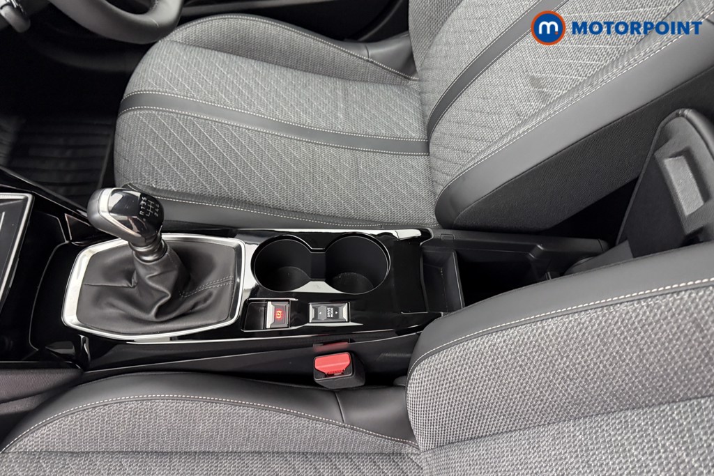 Peugeot 208 Allure Manual Petrol Hatchback - Stock Number (1630099) - 14th supplementary image