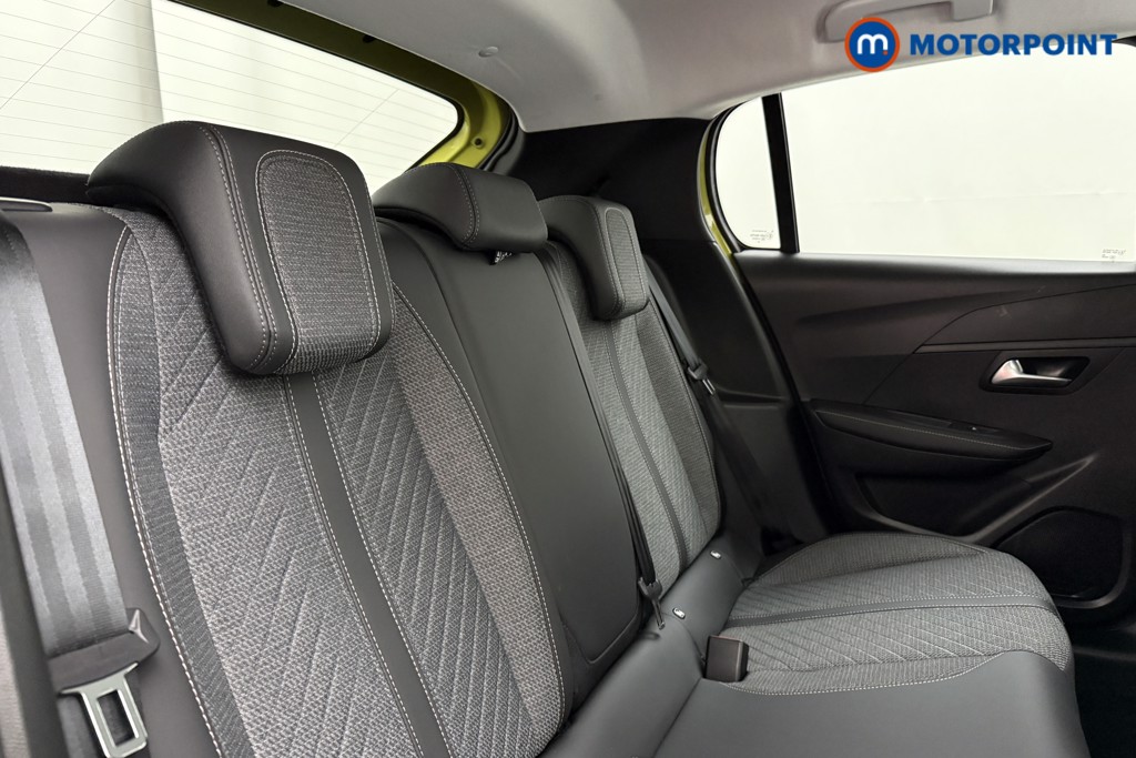 Peugeot 208 Allure Manual Petrol Hatchback - Stock Number (1630099) - 17th supplementary image