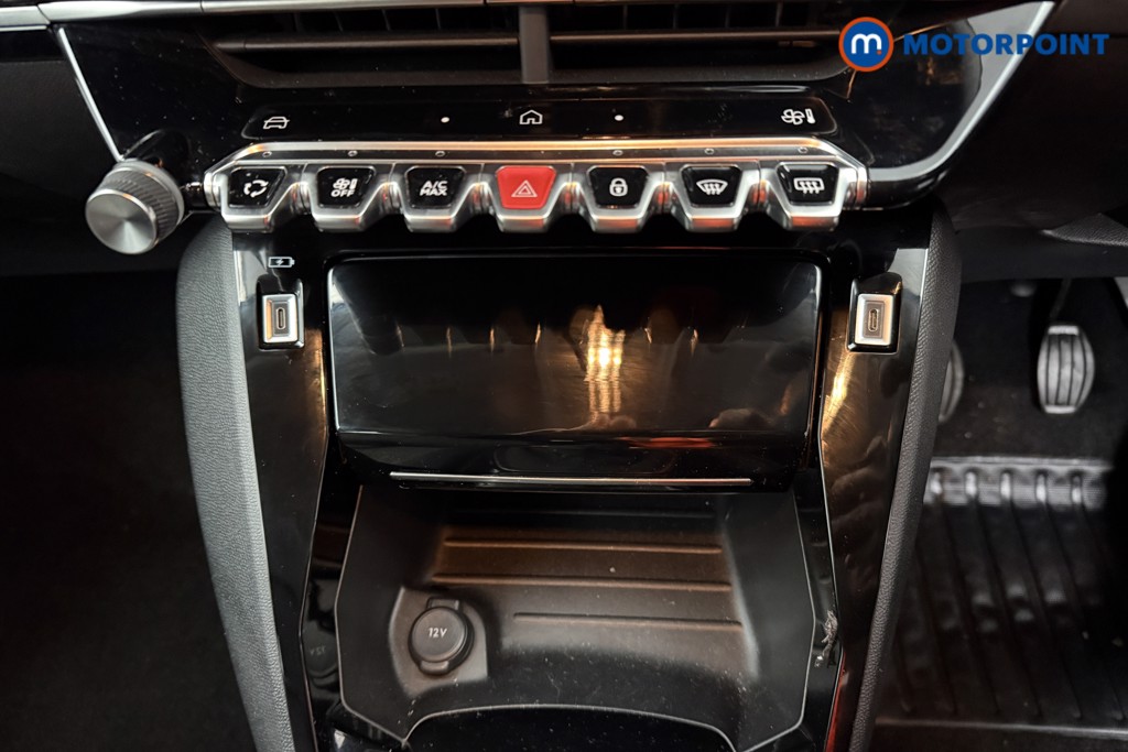 Peugeot 208 Allure Manual Petrol Hatchback - Stock Number (1630149) - 9th supplementary image