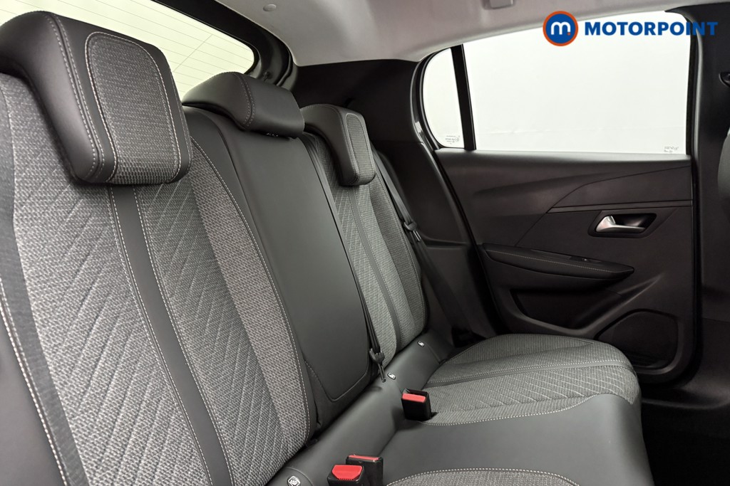 Peugeot 208 Allure Manual Petrol Hatchback - Stock Number (1630149) - 18th supplementary image