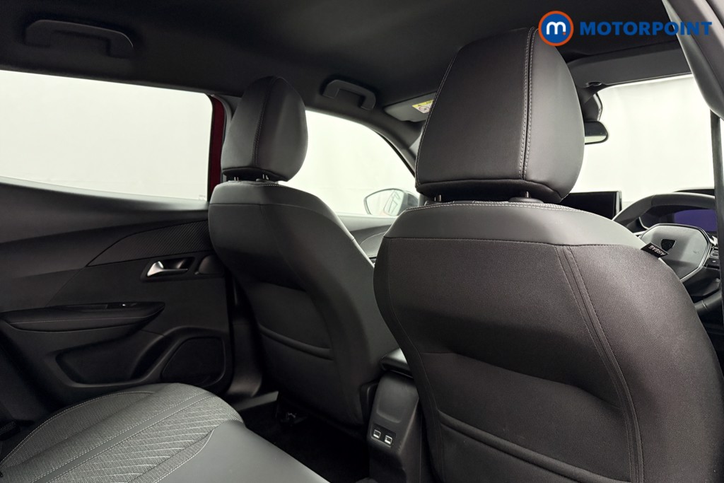 Peugeot 2008 Allure Manual Petrol SUV - Stock Number (1630190) - 16th supplementary image