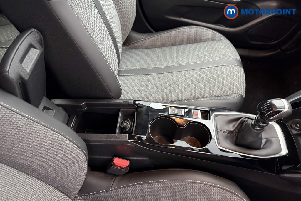 Peugeot 208 Allure Manual Petrol Hatchback - Stock Number (1630251) - 14th supplementary image