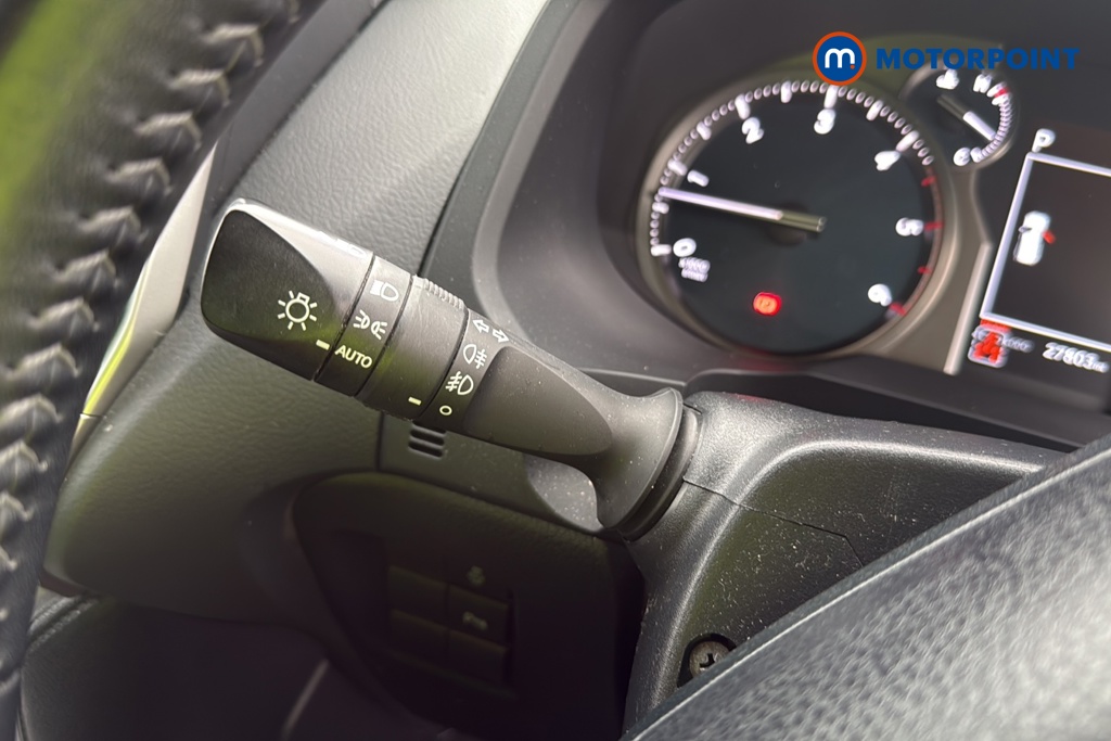 Toyota Land Cruiser Active Automatic Diesel SUV - Stock Number (1630473) - 5th supplementary image